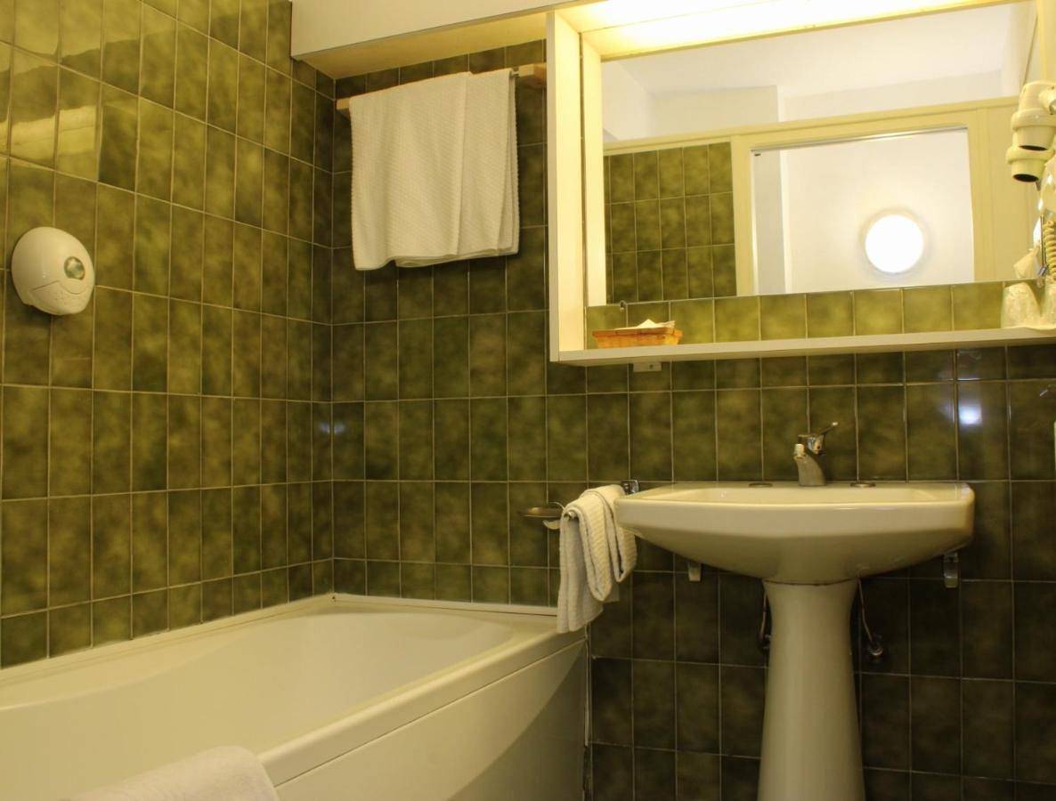 Hotel Alexandra Рокбрюн-Кап-Мартин Екстериор снимка