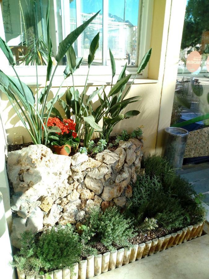 Hotel Alexandra Рокбрюн-Кап-Мартин Екстериор снимка